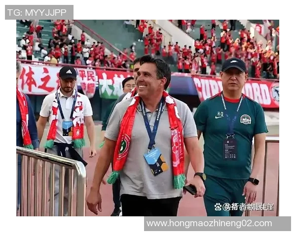 成都足球队实力之争引发热议球迷观点各异分析球队未来发展